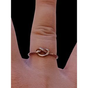 Tashi 925 Sterling Silver Love Knot Size 8 Minimalist Ring